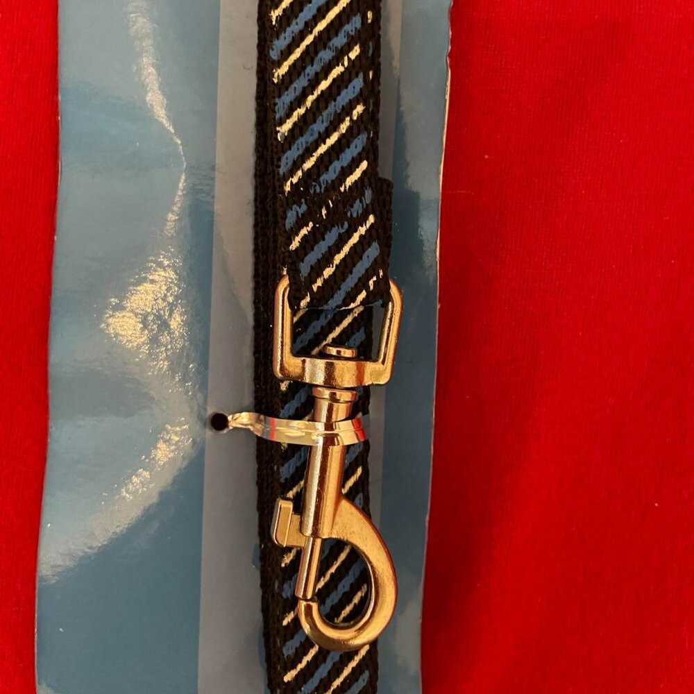 Dog Leash: NWT 4-foot Blue Stripe Print Pet Leash